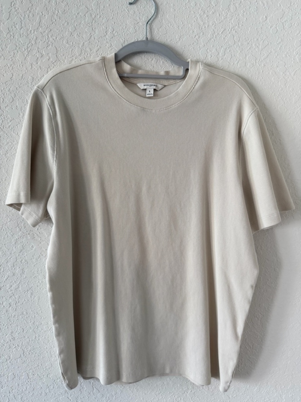Banana Republic Men's Crewneck Tee in Sand